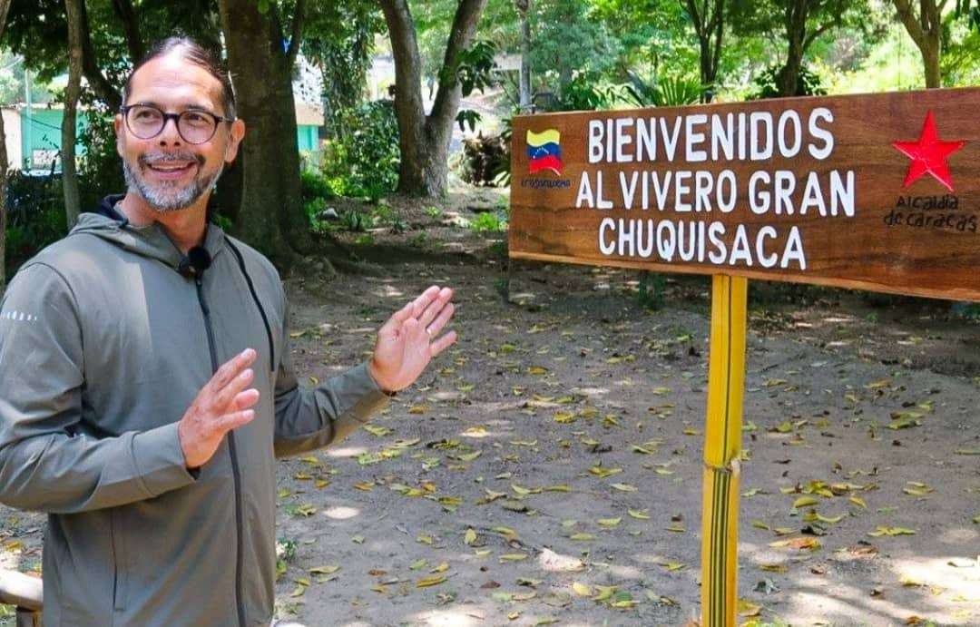 Ecosocialismo entrega insumos para producir un millón de plantas