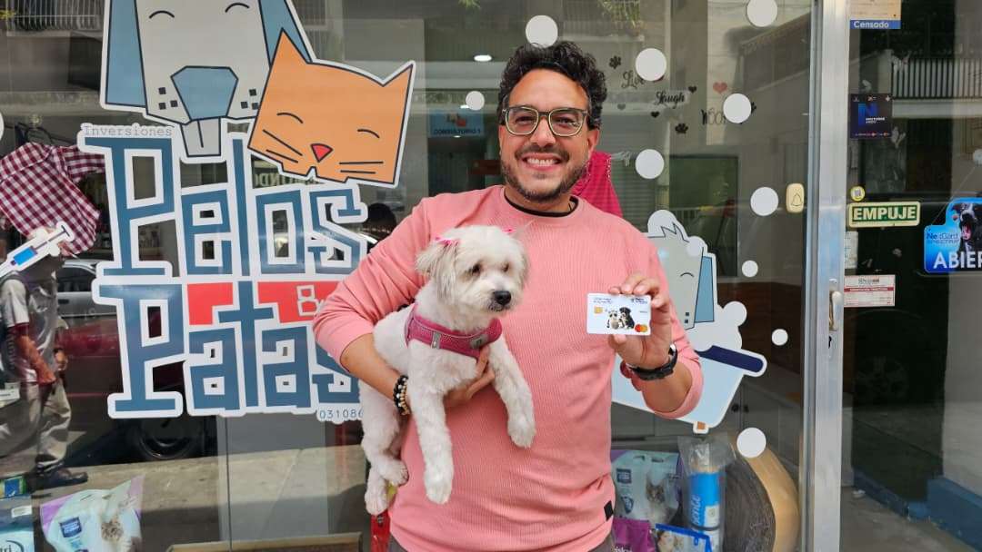 El Banco del Tesoro lanza nueva Master Debit Amigos de las Mascotas