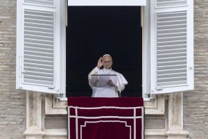 El papa agradece la acogida del pueblo de las Islas Canarias al crucero MV Hondius