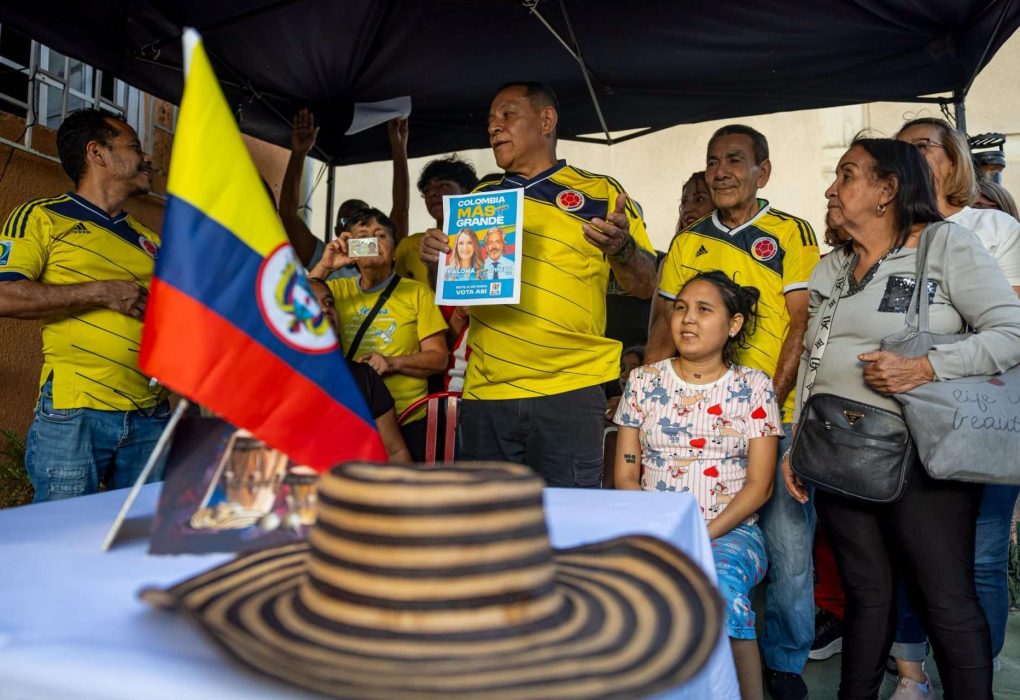 Electores colombianos en Venezuela ya están organizados para primera vuelta