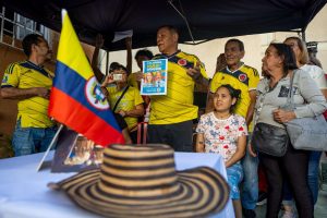 Electores colombianos en Venezuela ya están organizados para primera vuelta