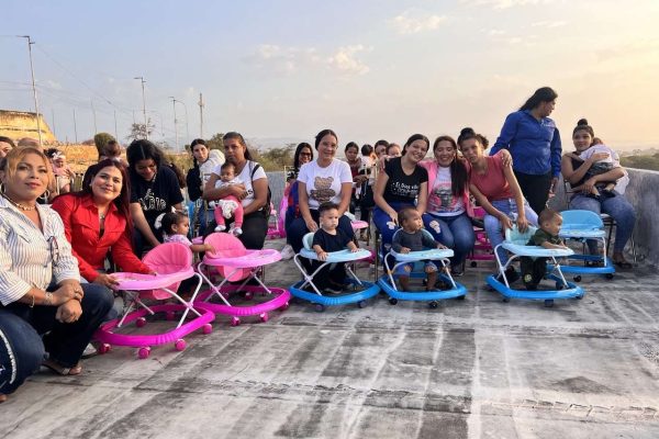 Garantizan atención a mujeres gestantes y lactantes en Sucre
