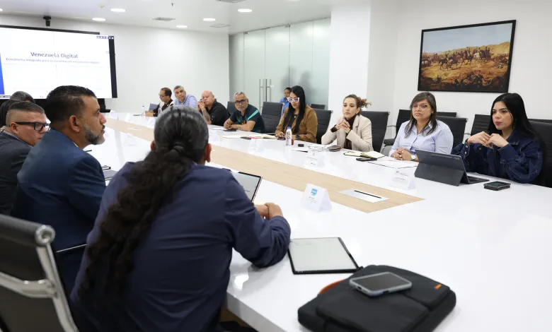 Impulsan simplificación de trámites con mesas de trabajo interinstitucionales