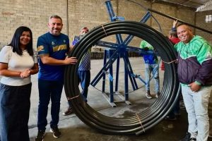 Inauguran fábrica de mangueras y tuberías en Anzoátegui