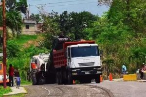 Inicia plan de asfaltado en la parroquia Curiepe del municipio Brión