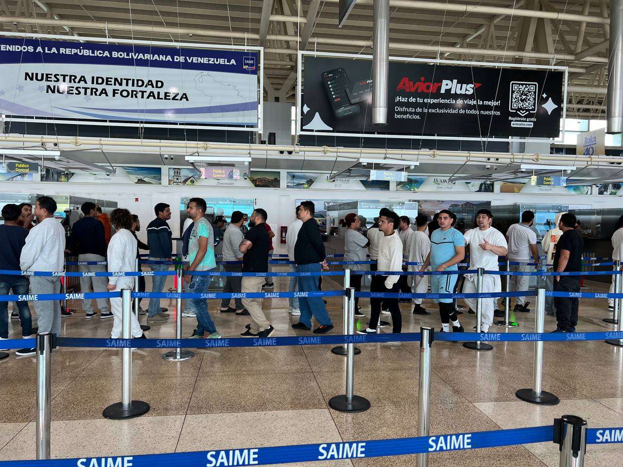 Llegan 143 venezolanos procedentes de EEUU a través de Vuelta a la Patria