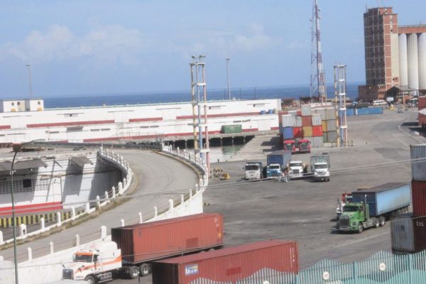 Navieras incorporan al país en sus rutas directas