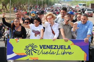Peregrinos por la paz y la independencia económica