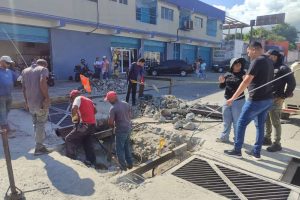 Plan de recuperación vial atiende alcantarillas y drenajes de San Felipe