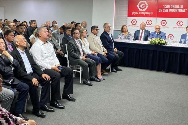 Producción de petróleo en Zulia pasó de 80.000 a 428.000 barriles diarios