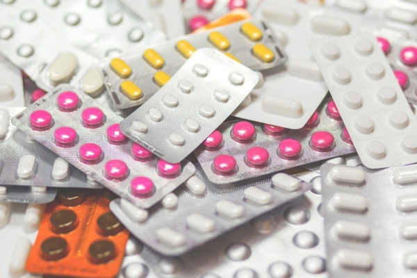 Proyectan que farmacéuticas de India se establezcan como socios de compañías venezolanas