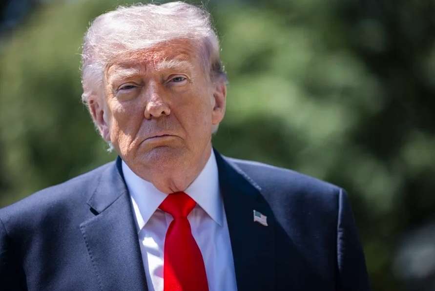 Trump amenaza a Irán con reanudar su agresión a una escala mayor