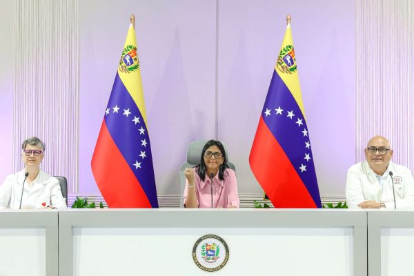 Vacunación contra fiebre amarilla se extiende a diez estados
