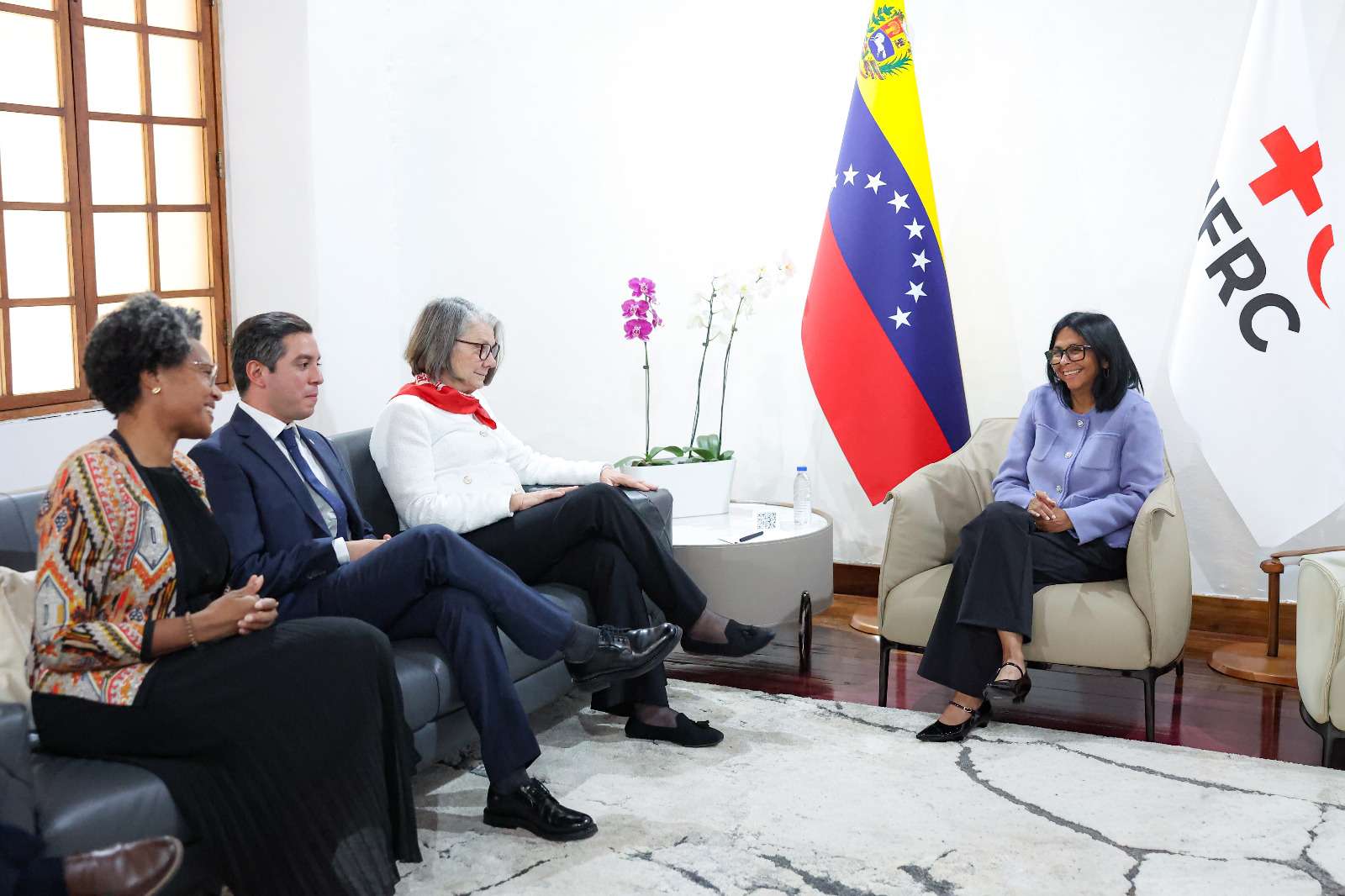 Venezuela y la Cruz Roja reafirman agenda de atención social