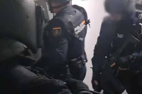 Detienen a pareja venezolana en Madrid