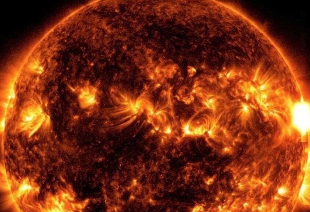 El Sol emite fuerte llamarada solar