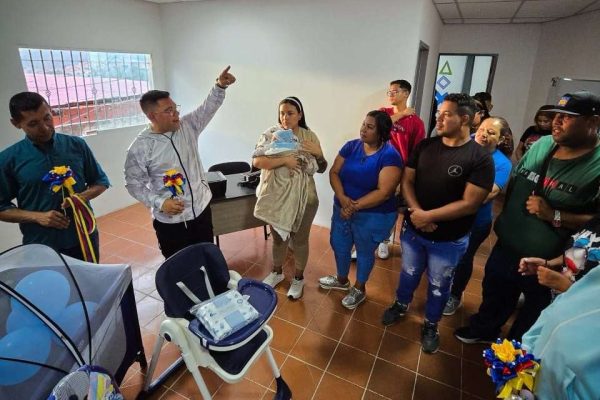 En Gramoven estrenan Base de Misiones