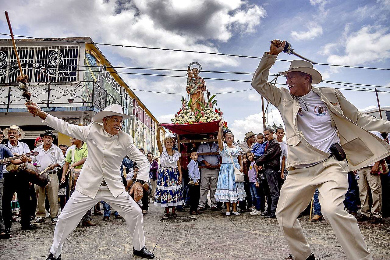 Hoy celebran a San Antonio de Padua conocido como el santo casamentero