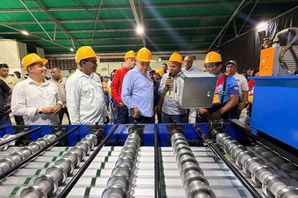 Inaugurada planta industrial de techos en Caucagua