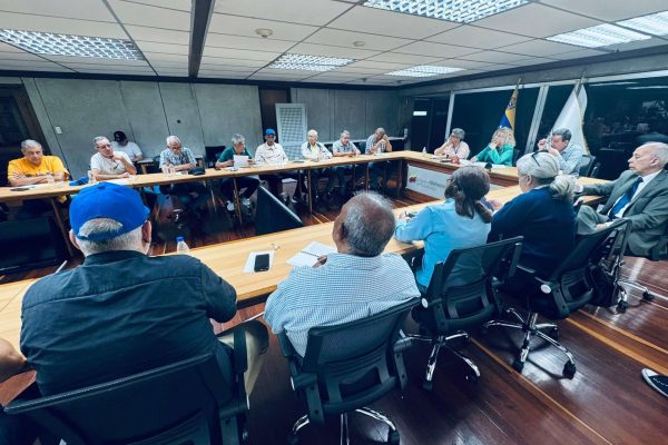 Ministra de Educación Universitaria abrió diálogo con gremios del sector
