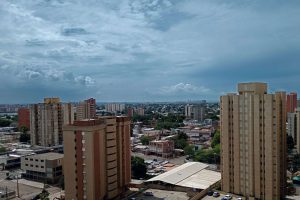 Persiste el mal tiempo por el paso de ondas tropicales en el Zulia