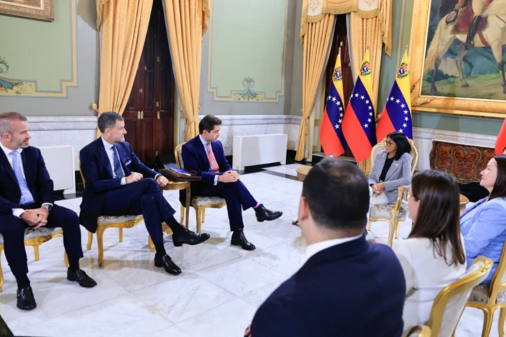 Presidenta Delcy Rodríguez se reunió con representantes de Trafigura Group en Miraflores
