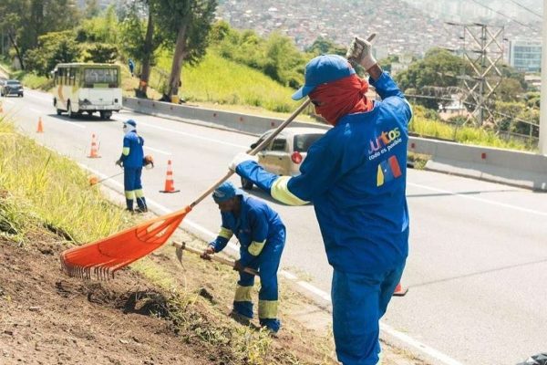 Realizan cierre parcial de la Cota Mil a la altura de Sebucán