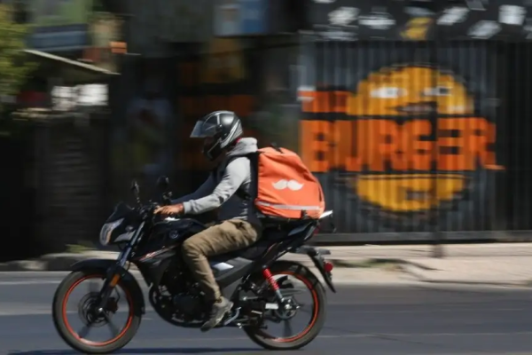 Servicios de delivery generan al menos 7.000 operaciones de pago móvil por minuto