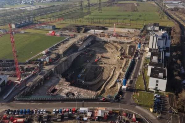 Suiza construye una batería subterránea a gran escala para su red eléctrica