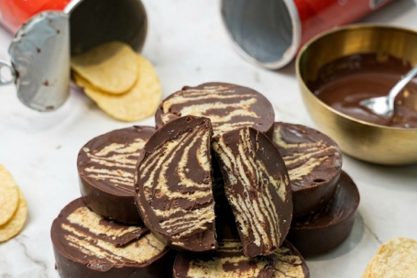 Surthy Cooks hizo el trend de chocolate con papas tamaño gigante